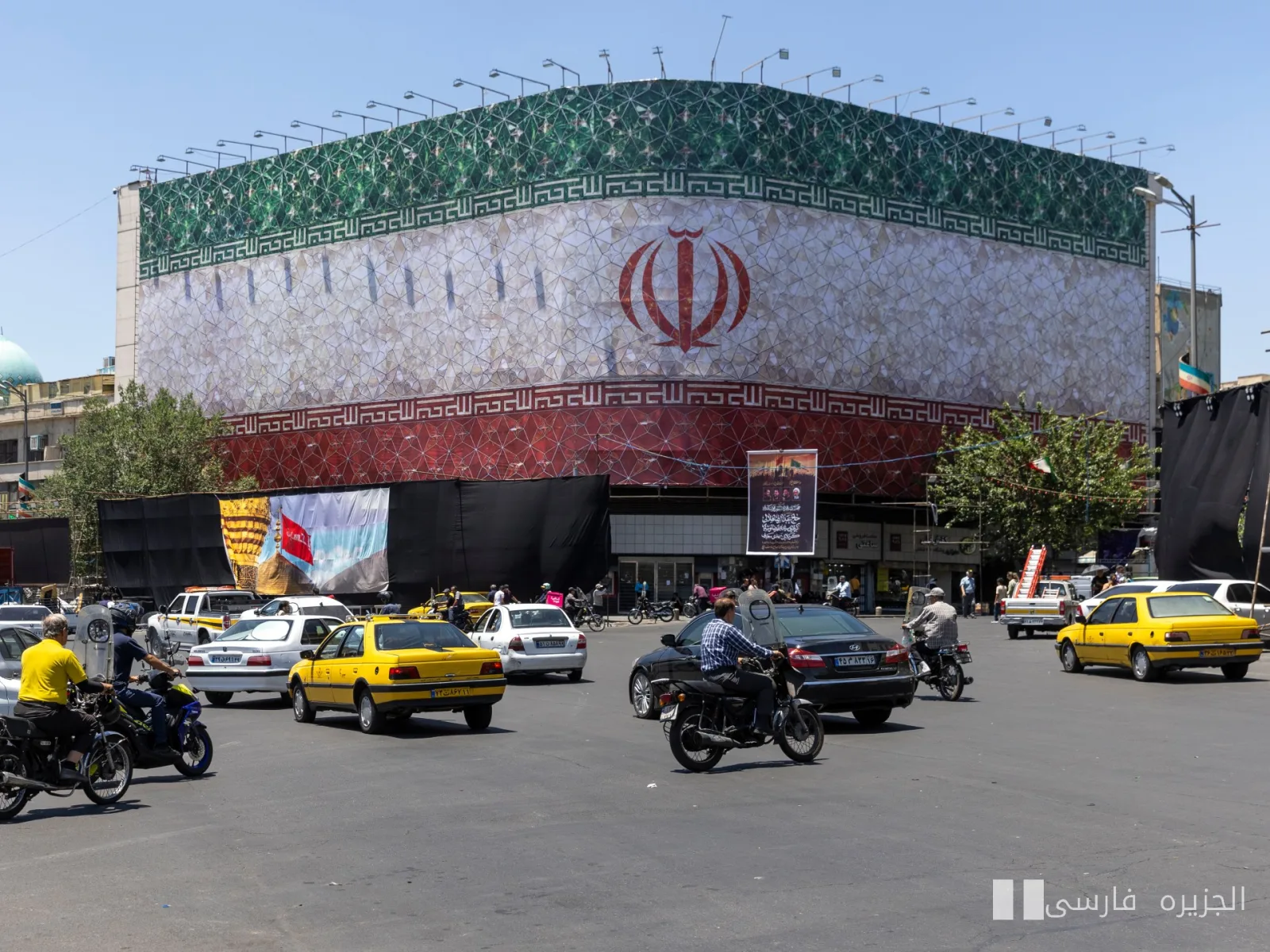 مشکلات خرید خودرو در ایران: افزایش قیمت‌ها و کاهش تولید