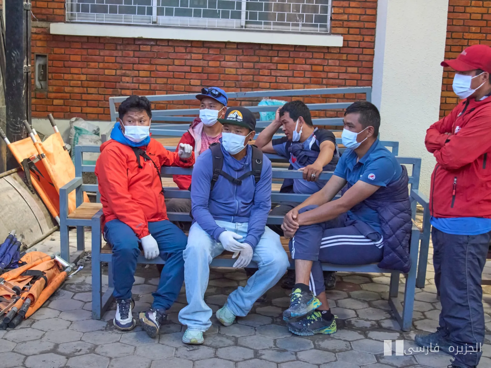 نجاتگران به دنبال ۱۴ نفر مفقود پس از بهمن در نپال