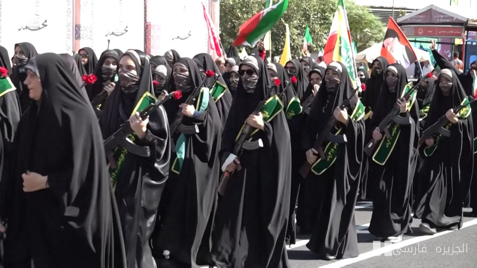 إيران عرضت قوتها في حملة التعبئة في طهران