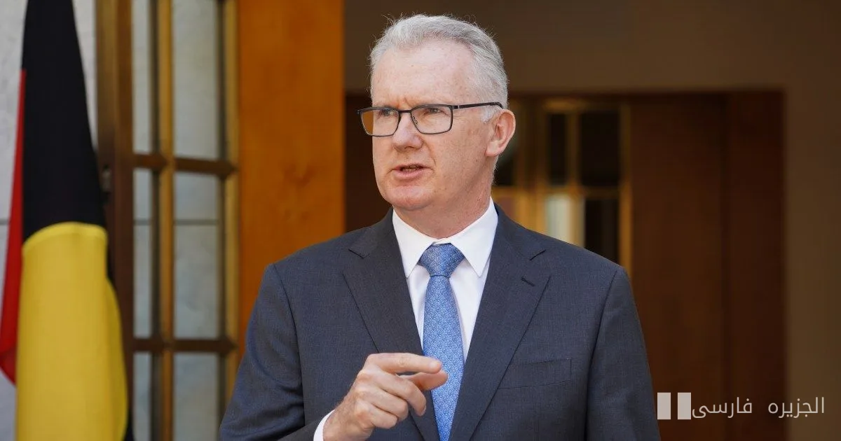 Australia will now detain tourists with expired visas