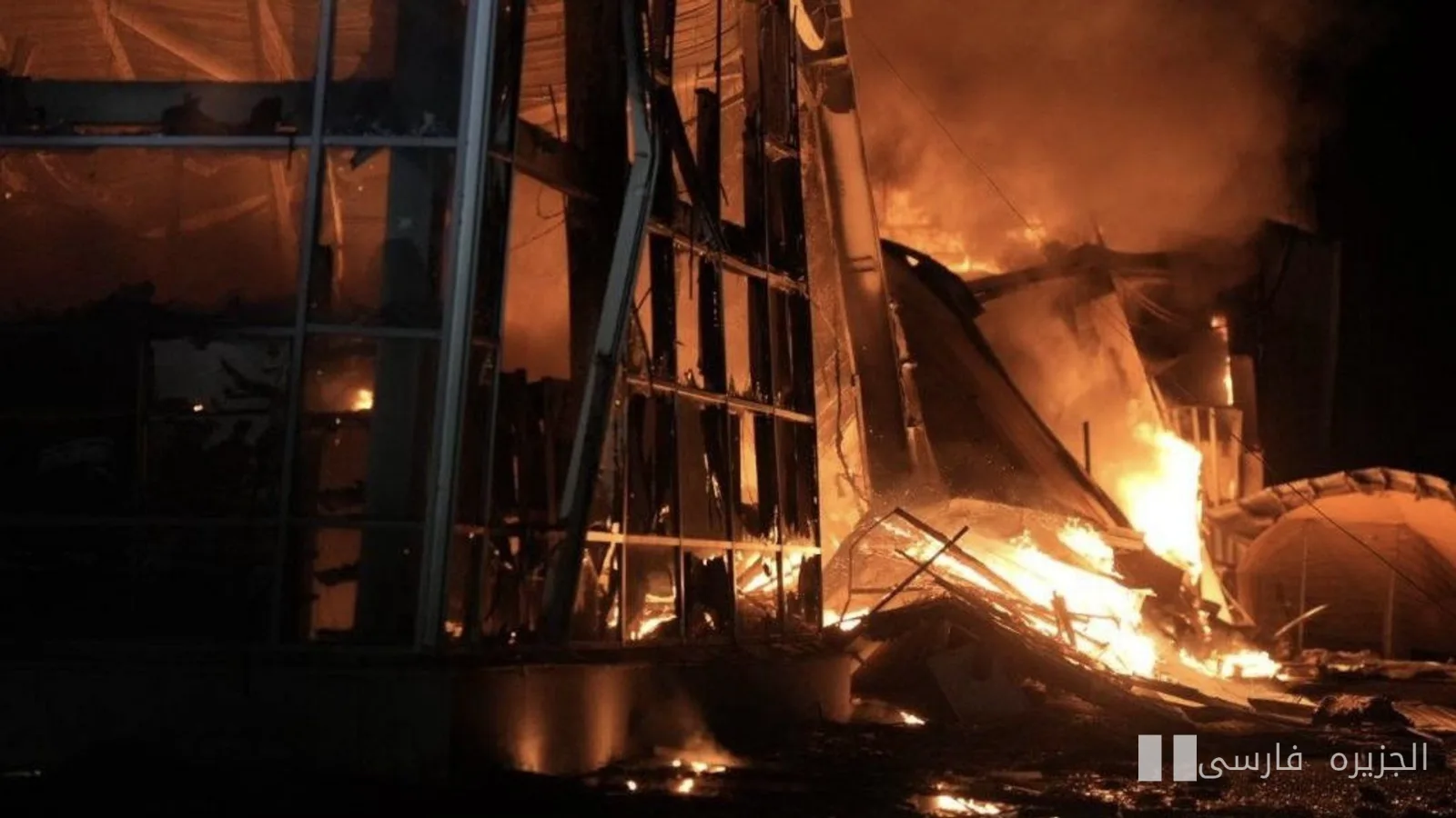 Massive Fire at Zaporozhye Shopping Mall After Russian Attack