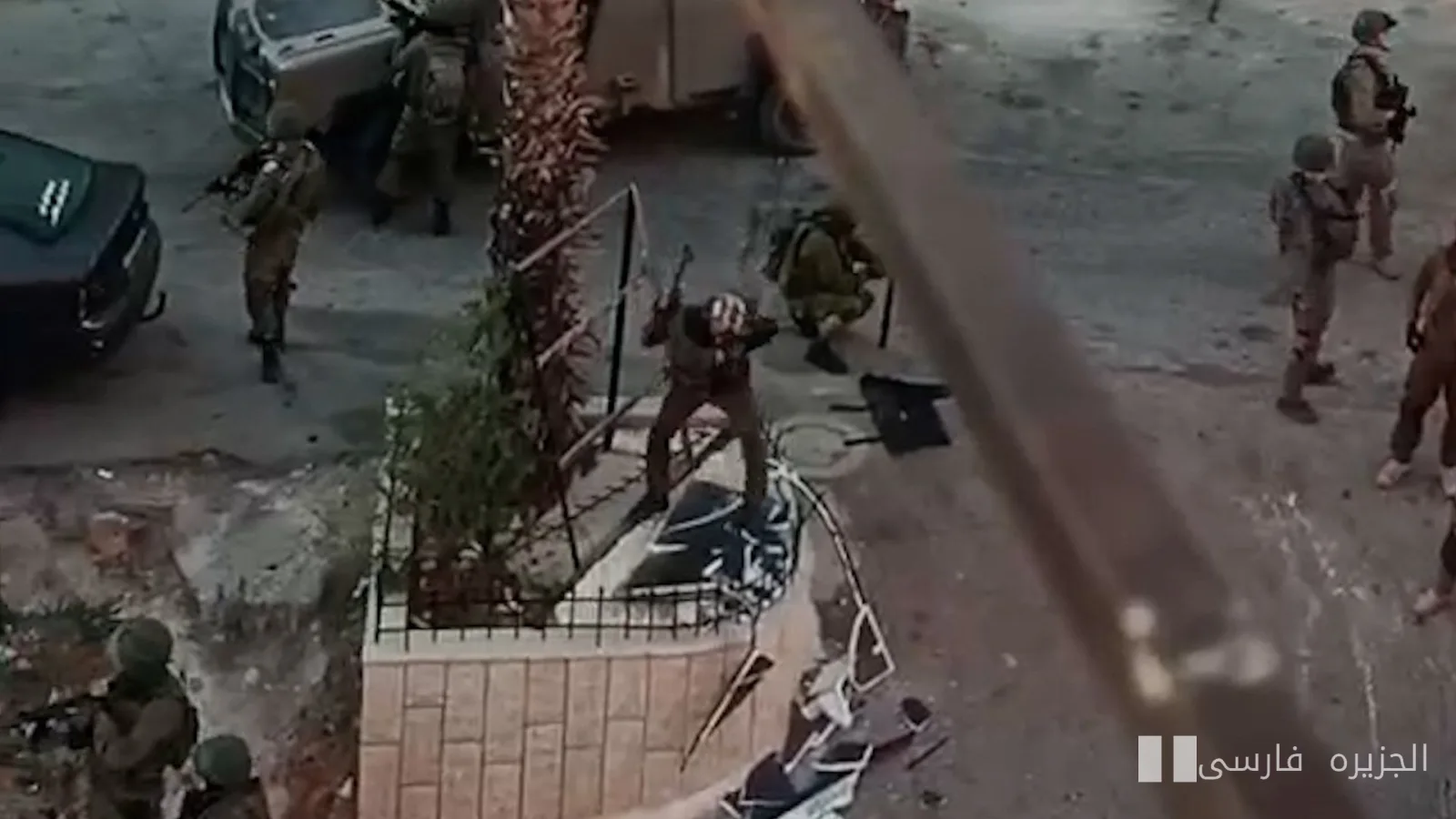 سربازان اسرائیلی در کرانه باختری یادبود فلسطینی‌ها را ویران کردند