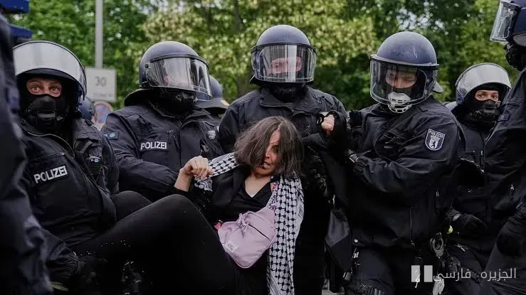 برخورد پلیس آلمان با معترضان حامی فلسطین در روز وحدت