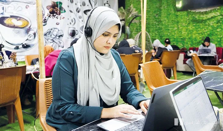 رحینه روست؛ معلم نروژی که برای جوانان غزه زبان انگلیسی تدریس می‌کند
